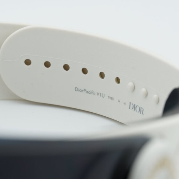 Dior DIORPACIFIC V1U 96B0 Sunglasses White Geometric Frame, Blue Lenses - Picture 4 of 12